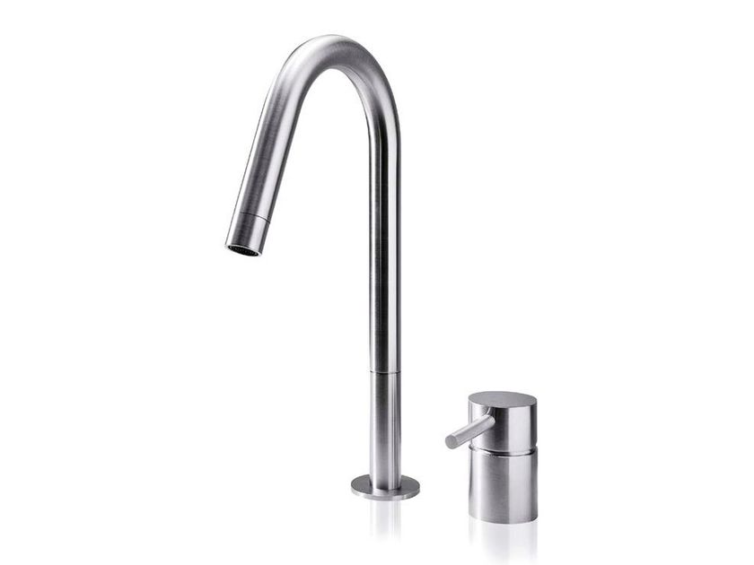 MGS
F2
Countertop stainless steel kitchen mixer tap