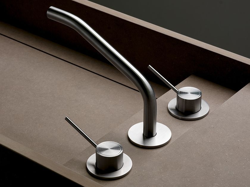 MINA
CORSIVO 11817
3 hole countertop stainless steel washbasin mixer