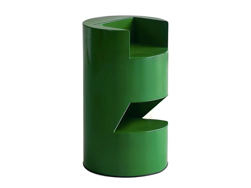 Moanne
PODERÍO
Wooden stool with footrest
