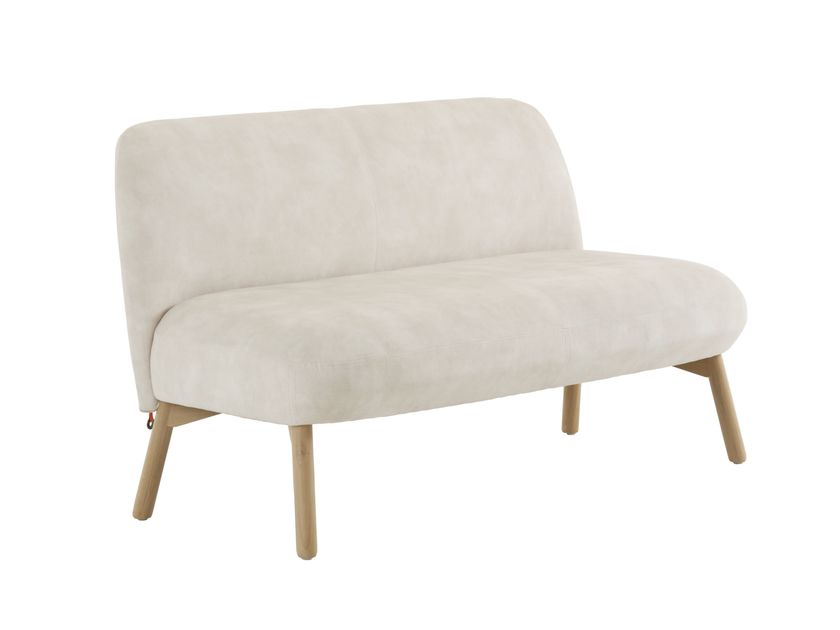 Mobitec
THALIA R09
2 seater fabric sofa