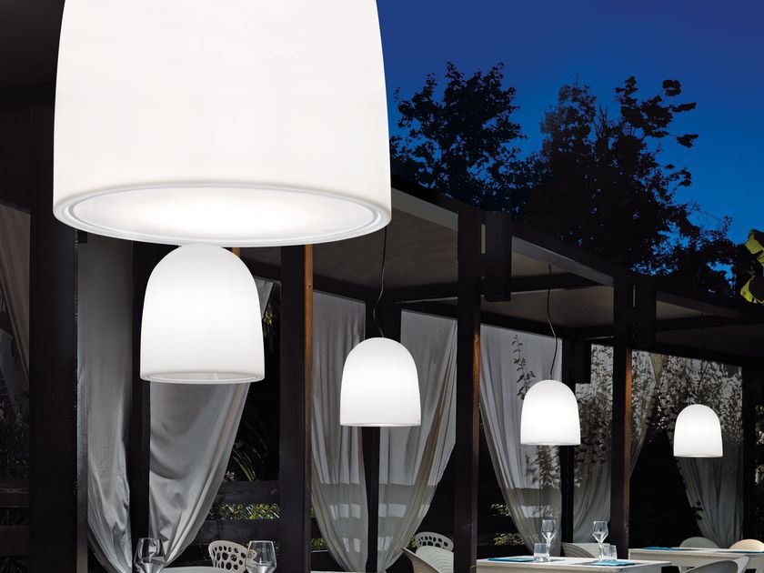 Modo Luce
CAMPANONE OUTDOOR
Polyethylene outdoor pendant lamp