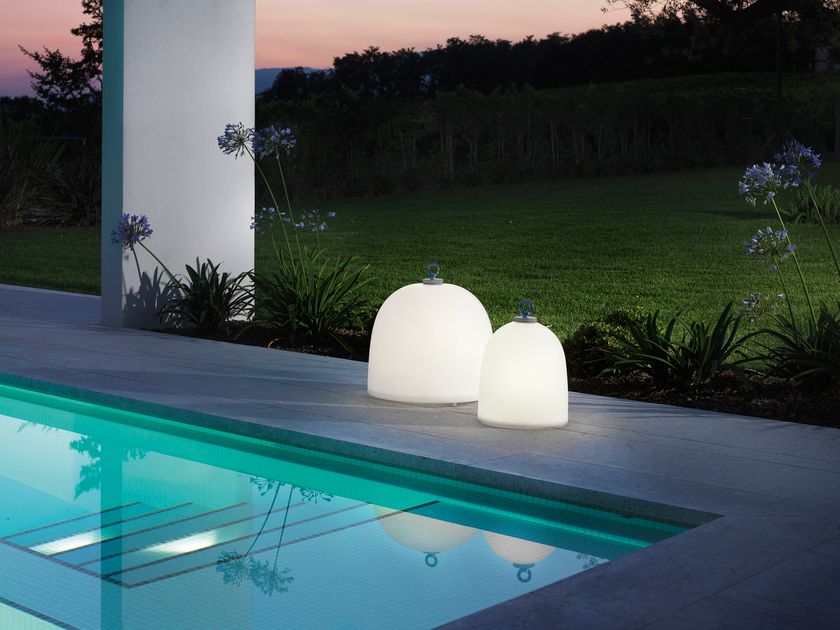 Modo Luce
CAMPANONE OUTDOOR
Rechargeable LED polyethylene Outdoor table lamp