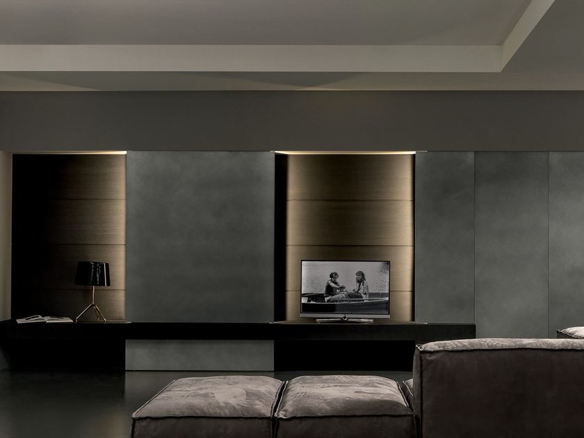MODULNOVA
BLADE
Oak storage wall with integrated lighting