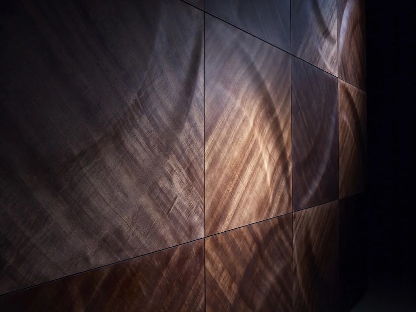MOKO
CALAIS
Double-curvature natural wood 3D Wall Panel / Sculpture