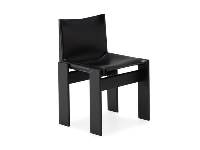 Molteni & C.
MONK
Leather chair