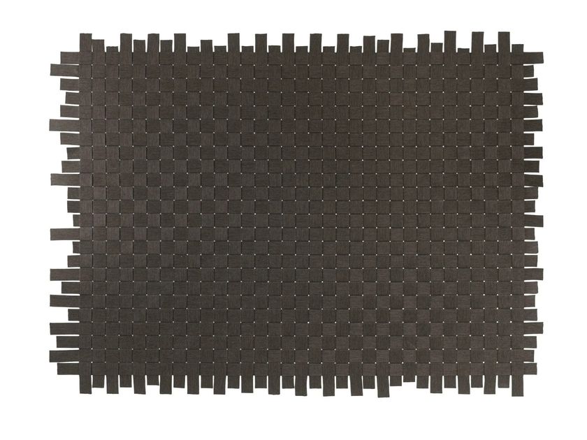 Molteni & C.
PANTALICA
Polypropylene outdoor rug