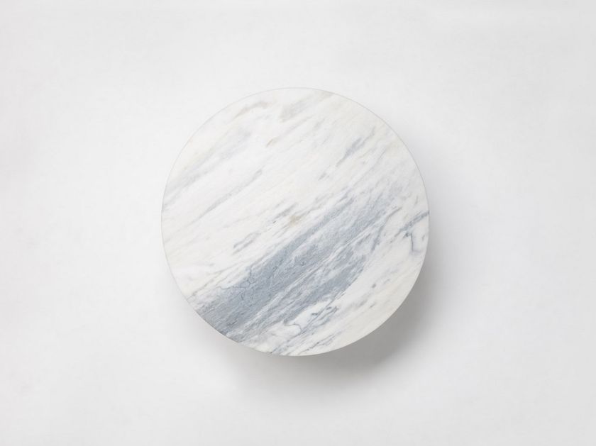MOR
DOME
Handmade marble wall light