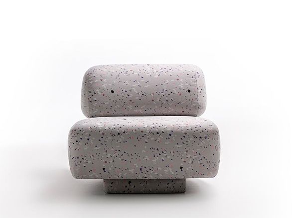 Moroso
GOGAN
Fabric armchair with removable cover