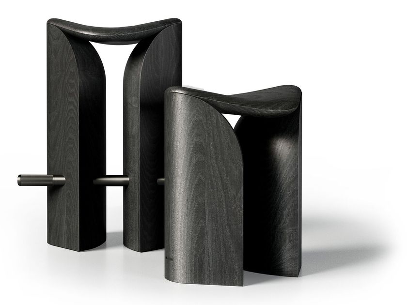 Mozea
PI
Solid wood stool