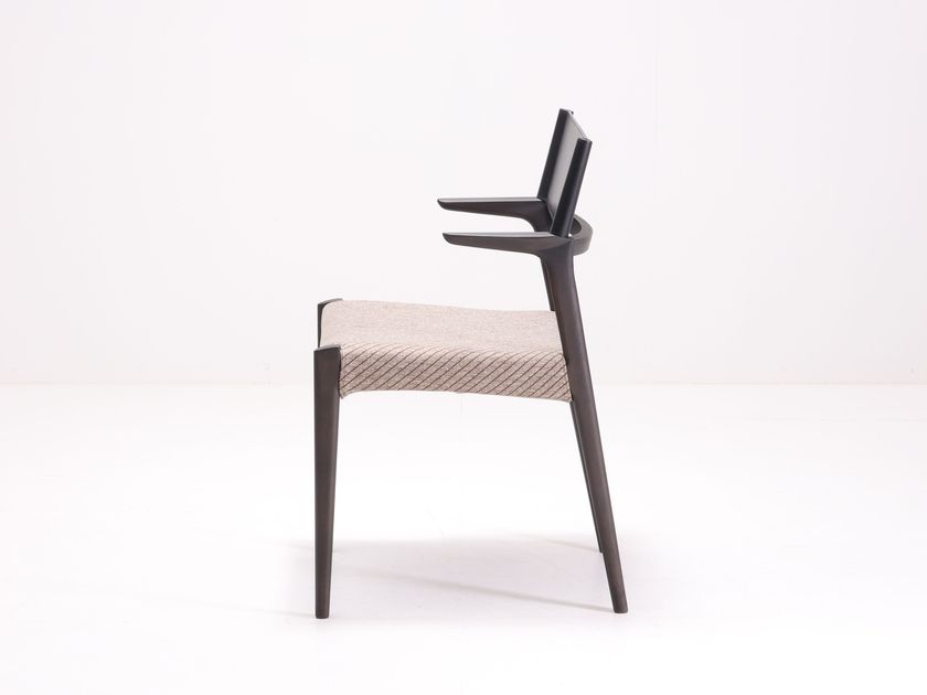 Nagano Interior
AERIS
Wooden chair with armrests