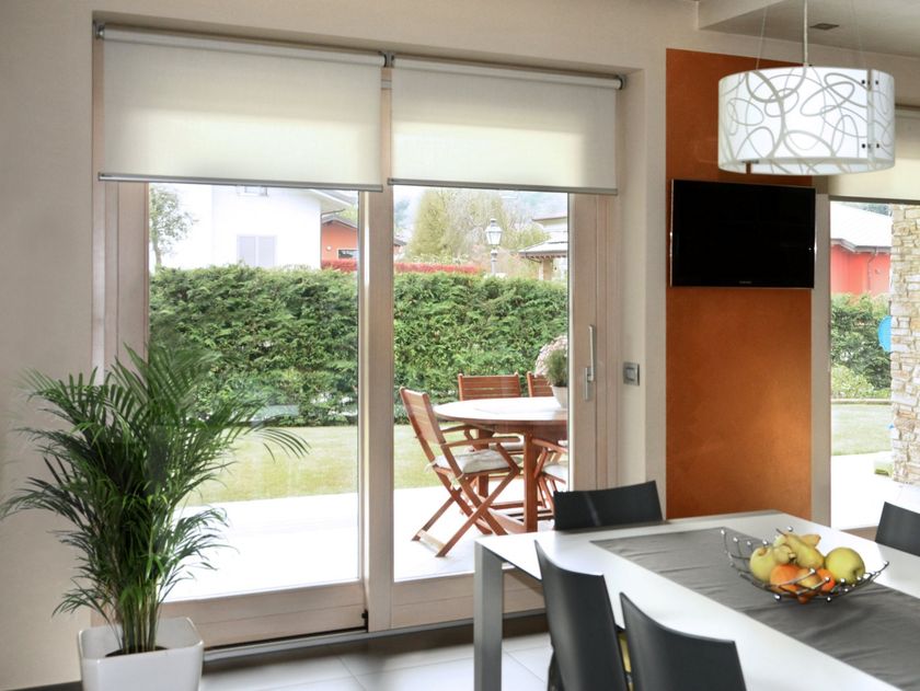 NAVELLO
NUVOLA
Lift and slide aluminium and wood window