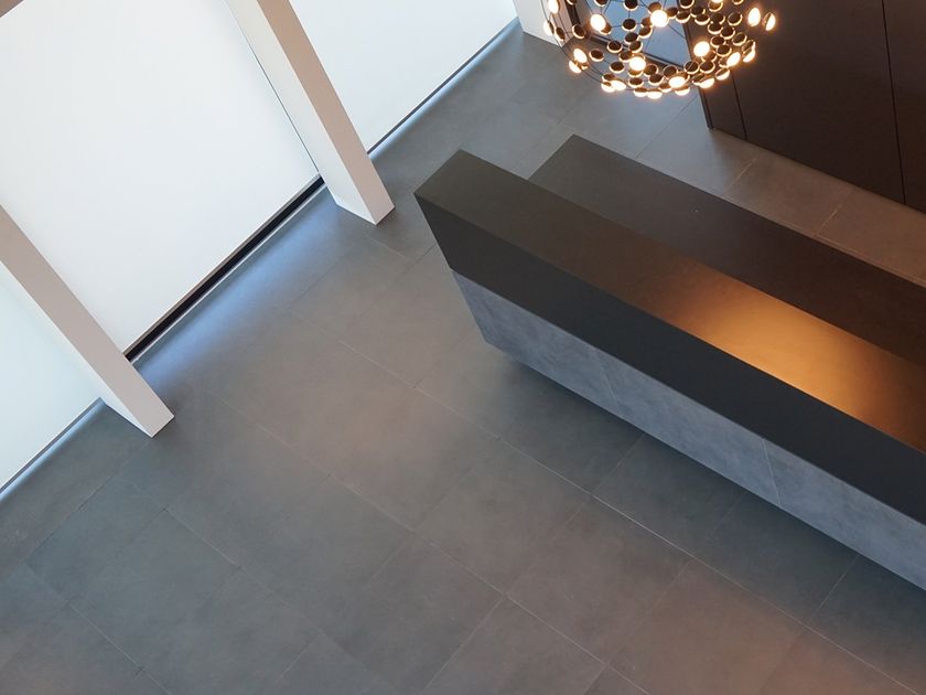 NESITE
SINTERED MATERIAL
Flooring
