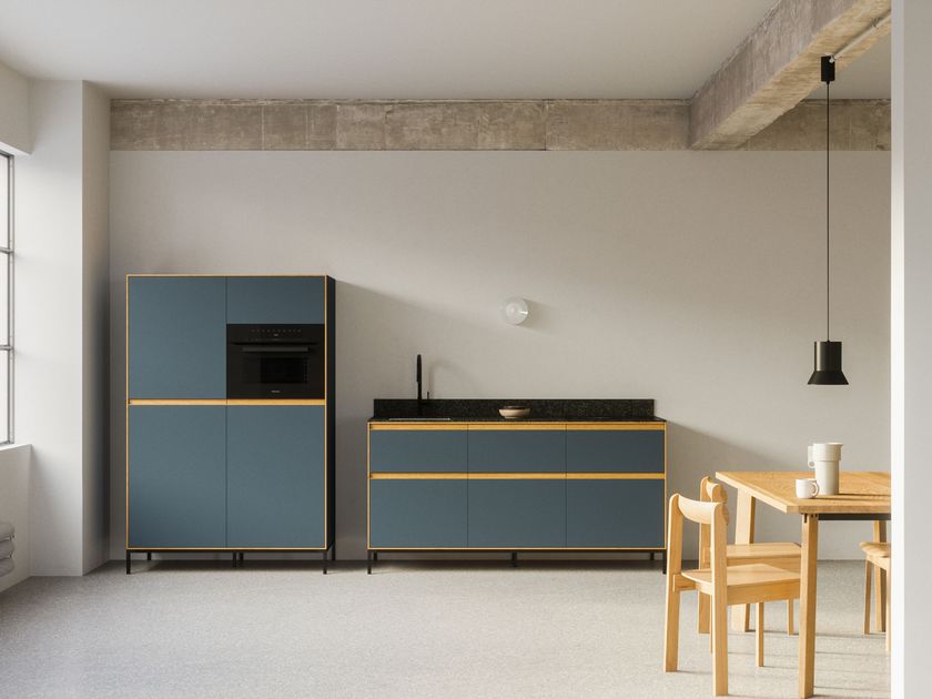Neuvermoebelt
»OFFICE« COMPOSIT UNIT 01 - DESIGN „ONE LINE“
Modular kitchen