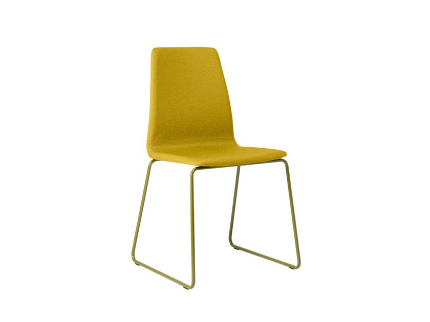 New Life
TECLA SE01A
Sled base upholstered fabric chair