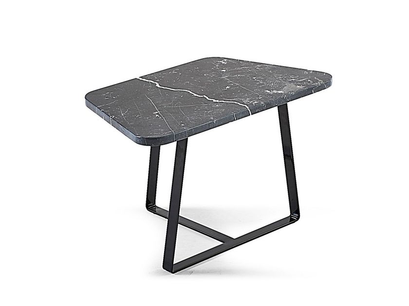 NICOLINE
ASTRATTO
Marble coffee table