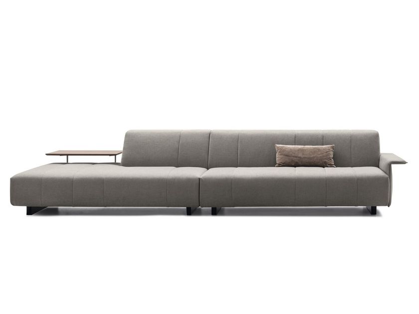 NICOLINE
ZARA LIGHT
Fabric sofa