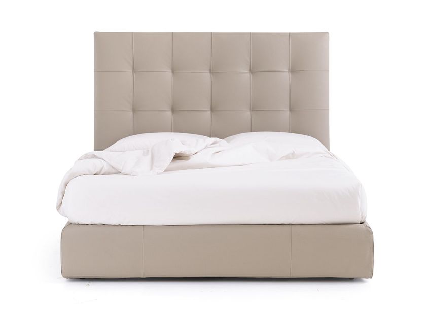 Noctis
EMMA HIGH
Leather double bed with high headboard