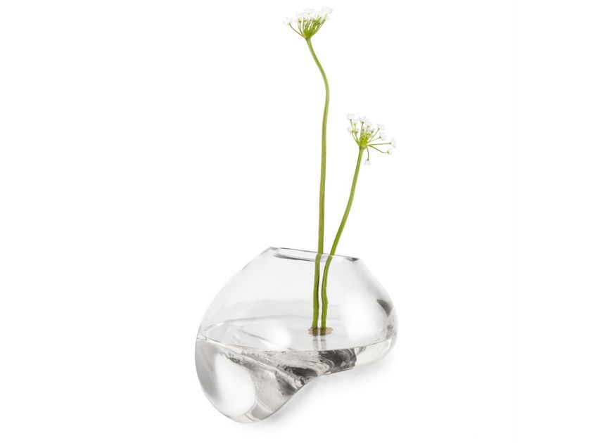 NOOM
GUTTA CS1
Blown glass vase