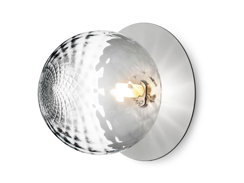 Nuura
LIILA 1 LARGE OPTIC
Blown glass wall lamp / ceiling lamp