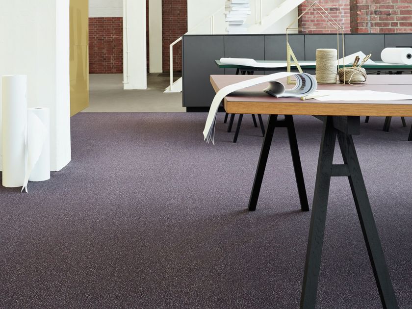 OBJECT CARPET
PUNTO 800
Polyamide carpeting