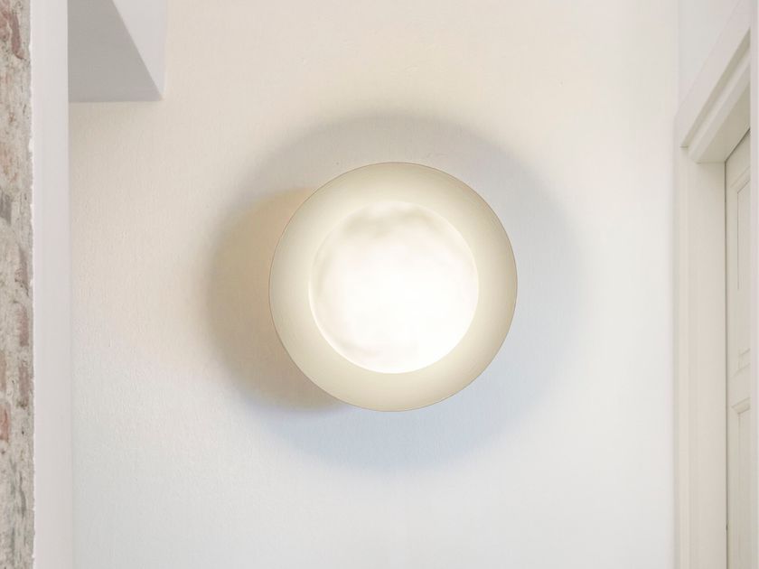 OliveLab
NUVOLE RAPIDE
LED glass and steel wall lamp