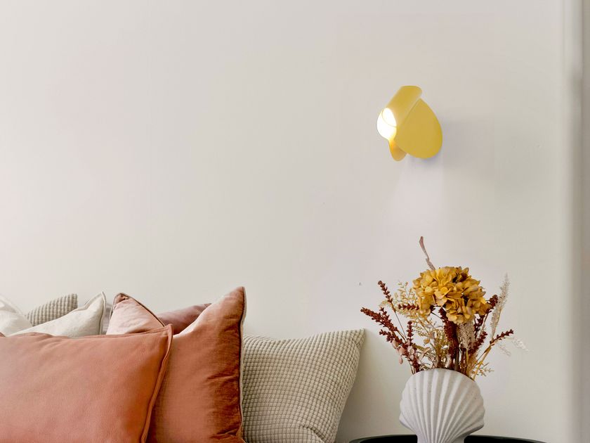 OliveLab
OPLÀ WALL
LED metal wall lamp