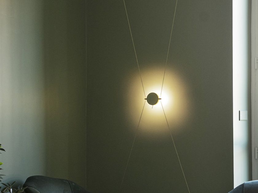 OliveLab
STOCCOLMA V
LED adjustable brass wall lamp