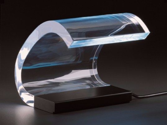 Oluce
ACRILICA 281/LBT
PMMA table lamp