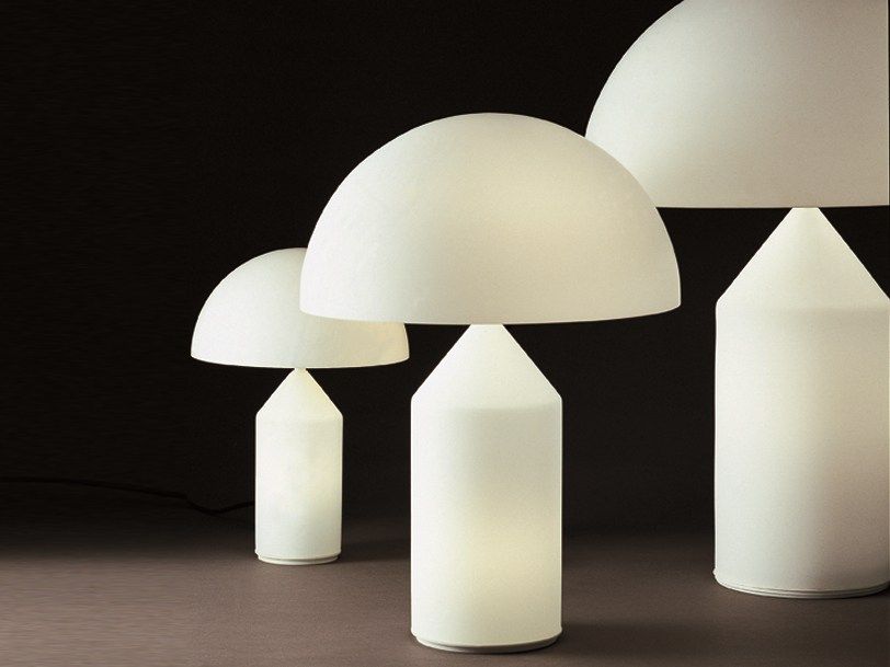 Oluce
ATOLLO GLASS
Murano glass table lamp