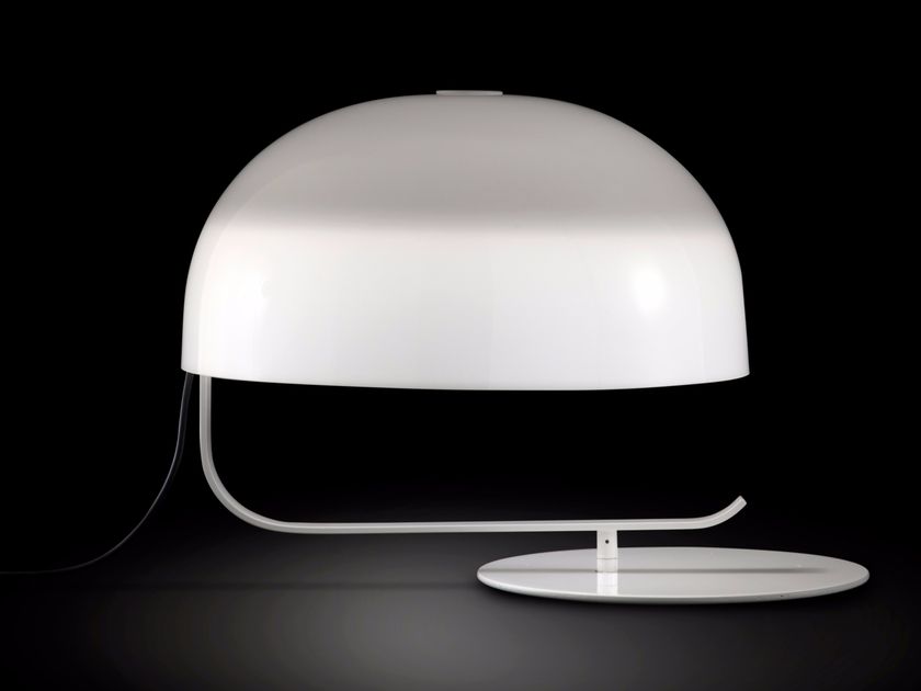 Oluce
ZANUSO - 275
PMMA table lamp