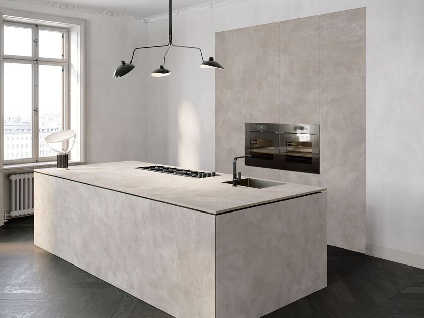 Optimum Surfaces
CONCRETE LIGHT GREY
Porcelain stoneware wall tiles with concrete effect