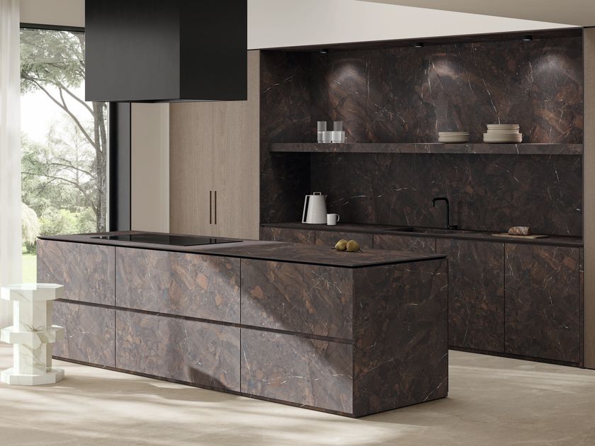 Optimum Surfaces
IMPERIAL BROWN
Porcelain stoneware wall tiles with stone effect