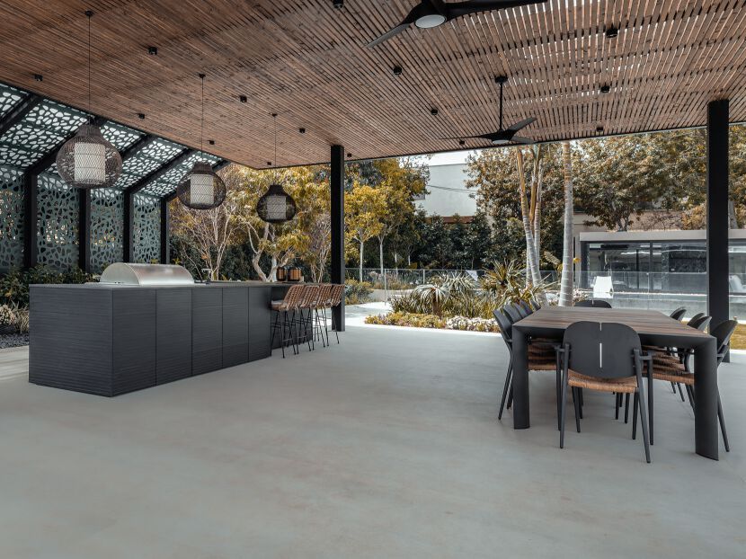 Outopia
VILLA IN SAVION
Aluminium outdoor kitchen with Grill
