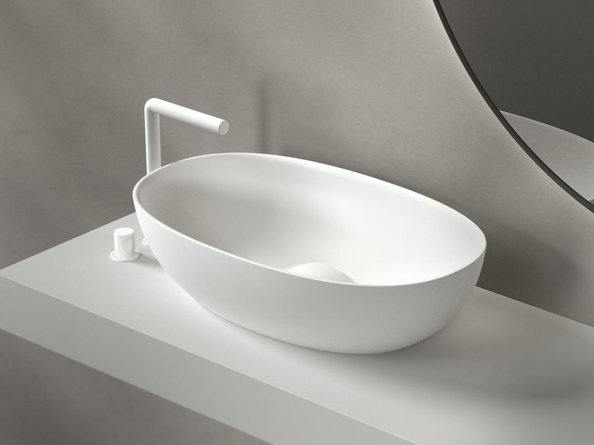 PAA
BELLA
Countertop oval washbasin