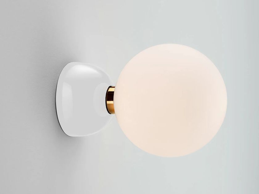 PARACHILNA
ABALLS
Ceramic and opal glass wall lamp / ceiling lamp