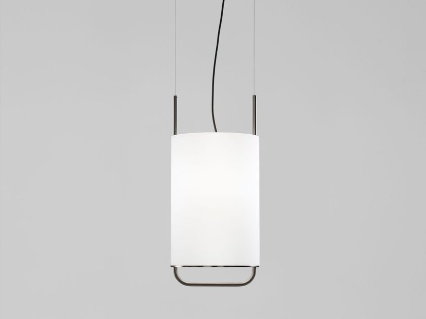 PARACHILNA
ALISTAIR
Glass and steel pendant lamp