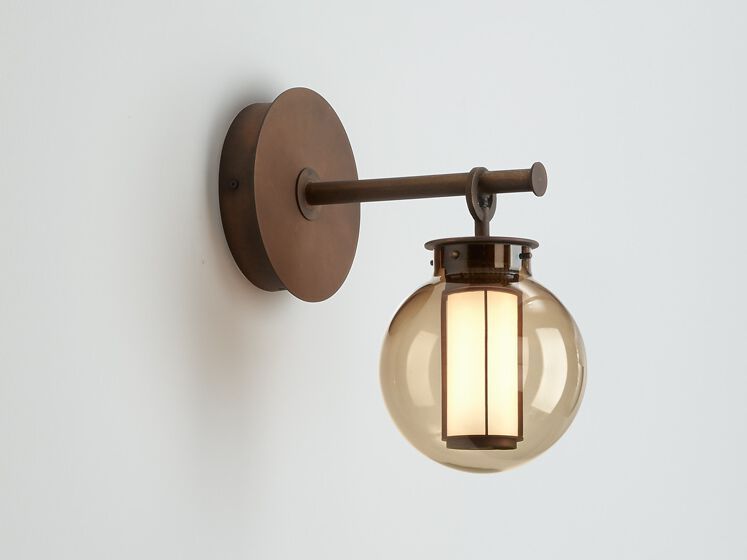 PARACHILNA
BAI
LED glass and steel wall lamp