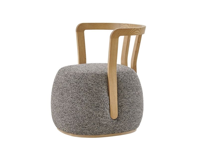 PARLA
MOOSE
Fabric easy chair with armrests