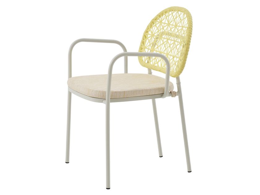 PARLA
MORWI A
Powder coated aluminium chair with armrests