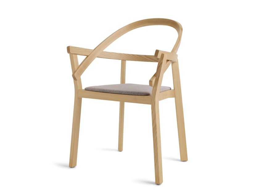 Passoni
BACI
Wooden chair with armrests