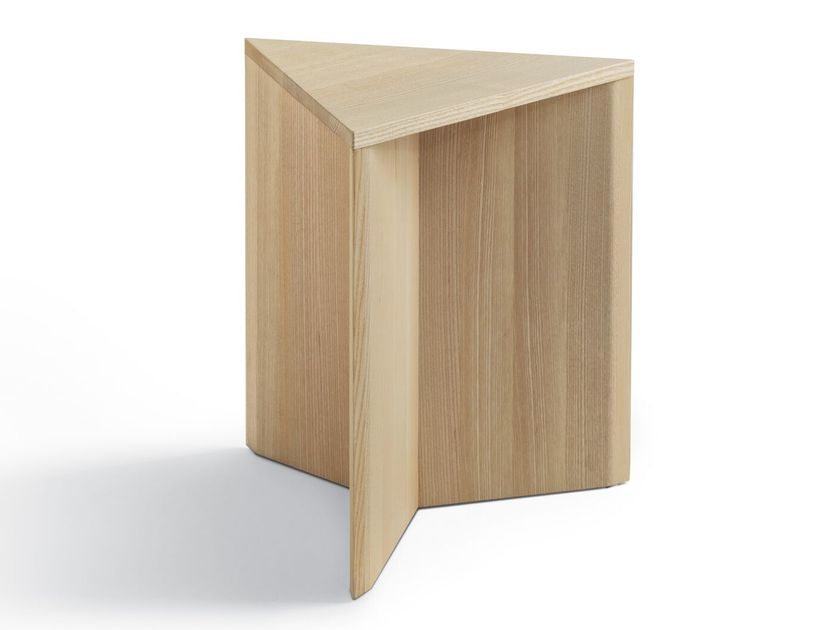 Passoni
FORME
Low solid wood stool