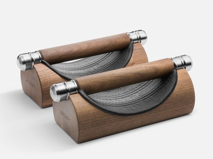 PENT.
LIPOVA
Wooden Push-Up Bars