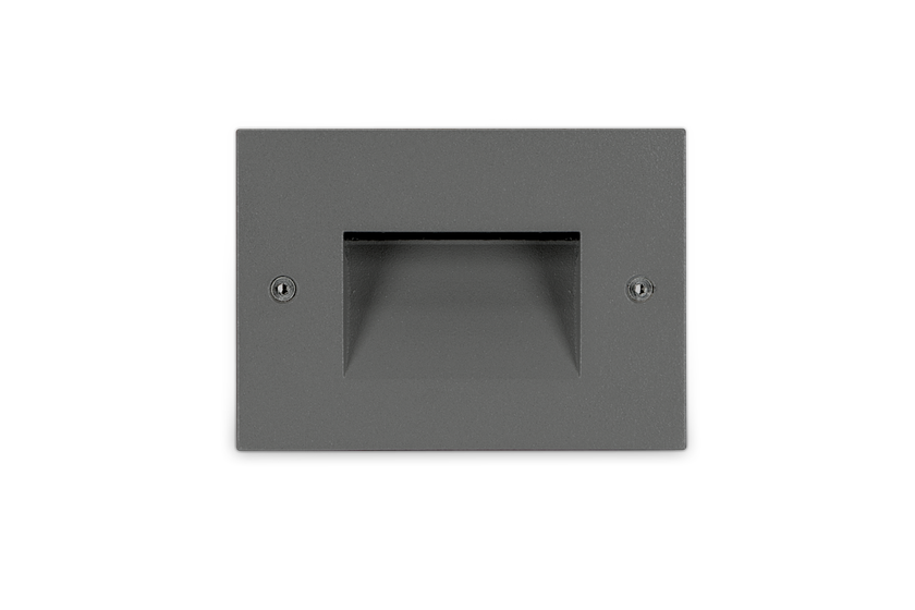 PERFORMANCE iN LIGHTING
INSERT+ ZERO
LED wall-mounted outdoor steplight