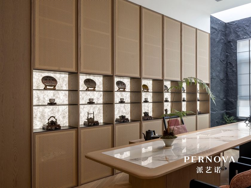 PERNOVA
Tea Room
Full-height custom-made furniture