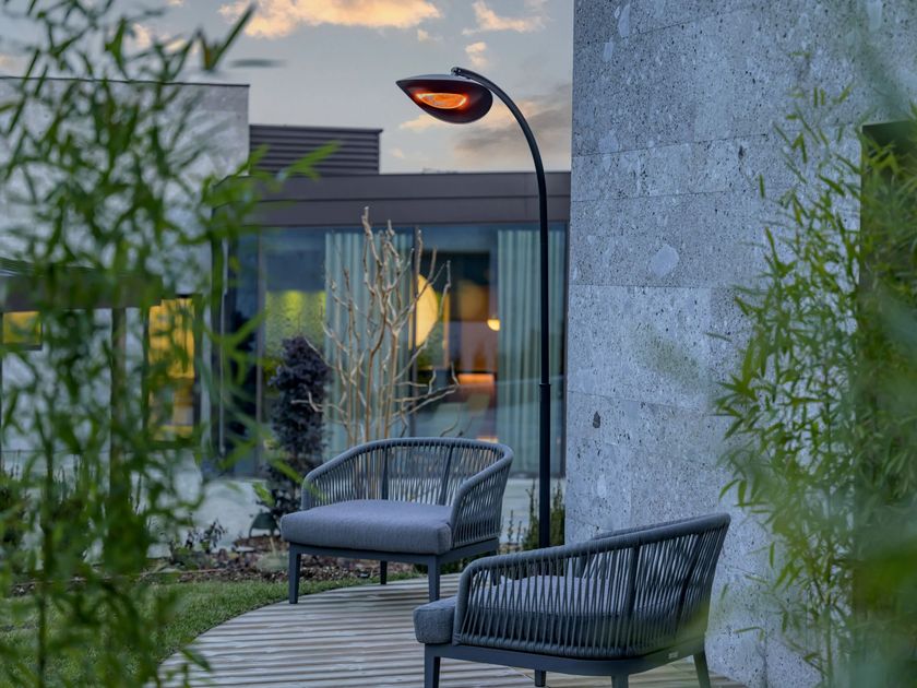 Phormalab
HOTDOOR SINGLE
Floorstanding die cast aluminium heat lamp