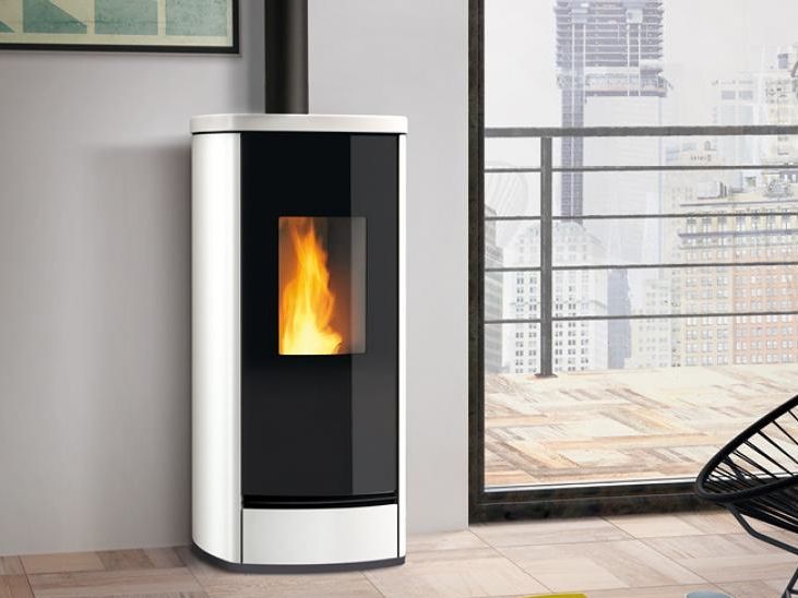 Piazzetta
P220 M STEEL
Pellet steel stove