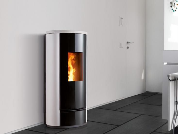 Piazzetta
P220 T STEEL 5 STARS
Pellet steel stove