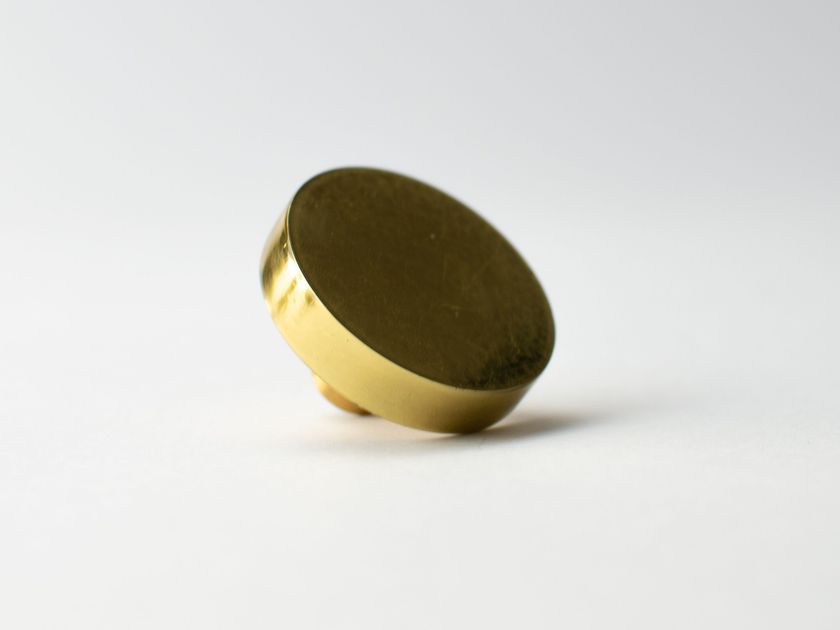 Pikart Lights
SCUTUM LIGHT
Brass furniture knob
