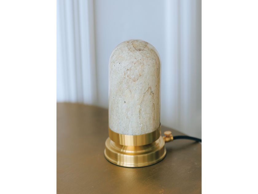 Pikart Lights
SUBWAY STONE
Blown glass table lamp