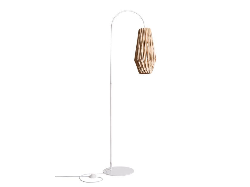 Pilke
SIGNATURE 20/42 FLOOR
Handmade birch floor lamp